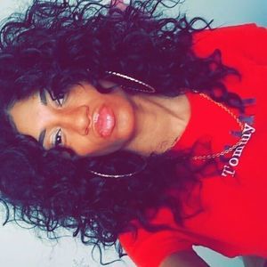 Meet your Posher, Jay'brehon